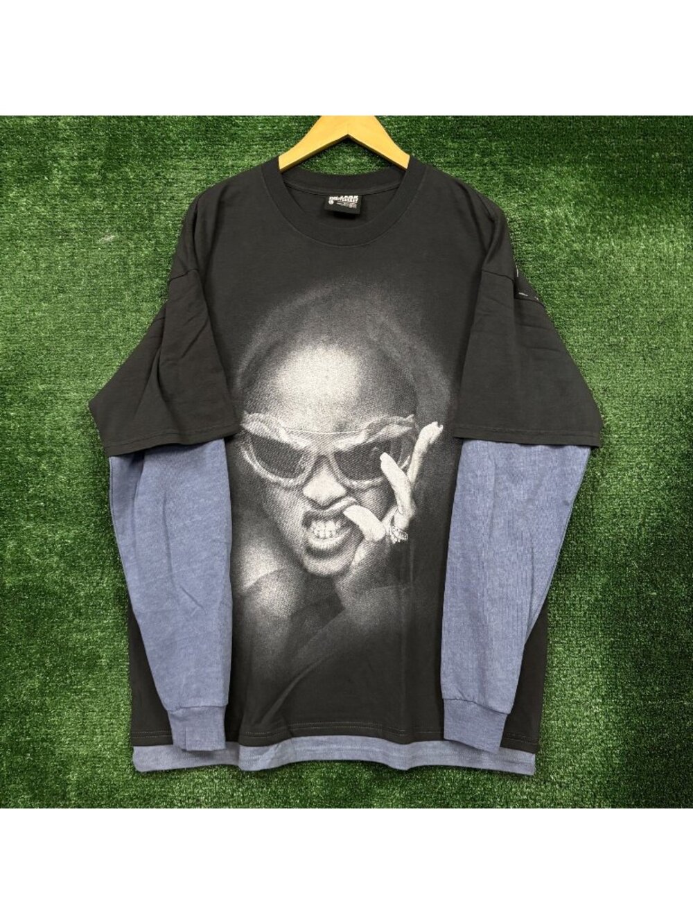 Rihanna R20 2005 Layered Long Sleeve T-Shirt Size Large